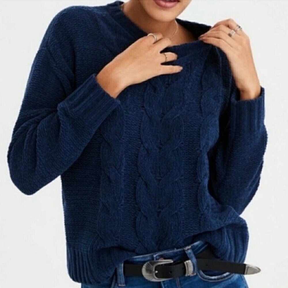 American Eagle Knit Navy Fisherman Sweater